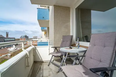 Image de Maritime apartment with sea view and balcony.