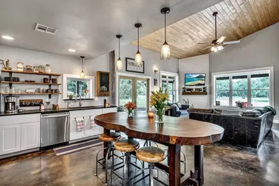 Image de Wild Oak Grove Farm