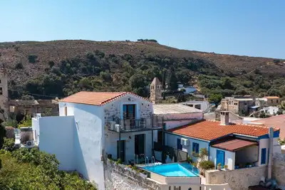 Image de Iliahtida villa, pool, Near tavern & minimarket