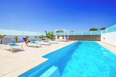 Image de Villa Balandra - perfect family villa with heated pool and table-tennis