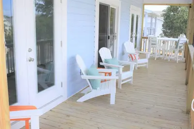 Image de New Construction Home 2021. 3 min walk to the beach! 4bd/3ba. 3 King Bedrooms!