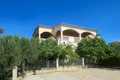 Image de Magnifique maison de vacances privée avec climatisation, Wifi, Tv, terrasse et parking
