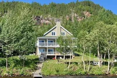 Image de Grandes-Piles chalet