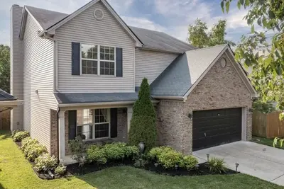 Image de ⭐️⭐️⭐️⭐️⭐️ Entire House- 10 min from Ky Horse Park, 15 min from Uk