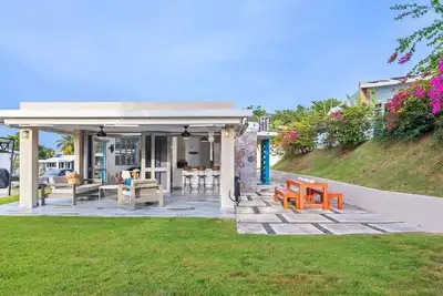 Image de Villa Descalza | The ultimate surfers retreat! Beautiful tropical Villa in Rincó