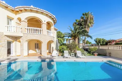 Image de Villa \"Cucarres\" avec vue sur la mer, vue sur les montagnes, Wi-Fi, climatisation et jardin
