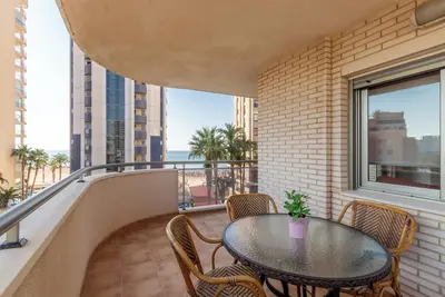 Image de Appartement \"Bahia del Sol\" avec vue sur la mer, piscine, Wi-Fi, climatisation, terrasse et jardin