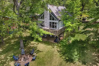 Image de Elkhorn Lodge on Lake McGinnis Near Wisconsin Dells