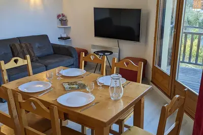 Image de Beau 3 pièces 8 pers, proche pistes avec Wifi, Netflix et parking
