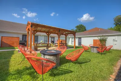 Image de Wanderlust 4 Stunning Casita w/Hot Tub & Fire Pit