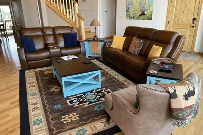 Image de Angels Aerie -  Beautiful mountain home on Ash Mountain