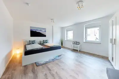Image de Newly renovated apartment just 300m from the train station