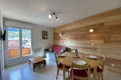 Image de Appartement chaleureux avec vue sur montagne