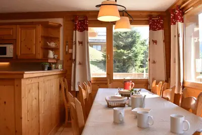 Image de Chalet 10 personnes à Méribel avec Sauna, Cheminée et Garage