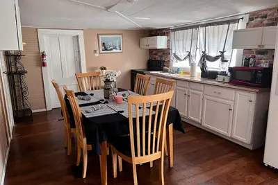 Image de Stay at this perfect home, just 5 minute drive to Ybor city