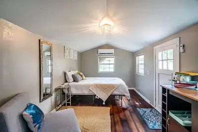 Image de Tiny house in Bishop Arts!