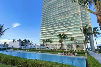 Image de Beautiful Peninsula 3 Bedrooms Beachfront