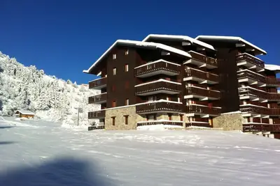 Image de 2-room apartment 5/6 people At the foot of the slopes Covered parking included Méribel Mottaret