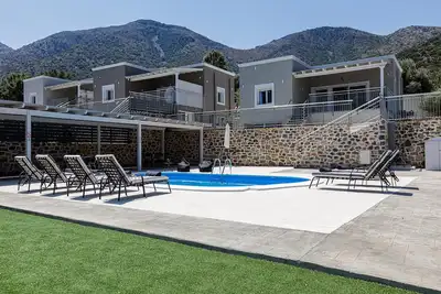 Image de Family-Friendly villa w/Pool, Children area & Bbq