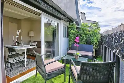 Appartement climatisé avec terrasse à Notre-Dame