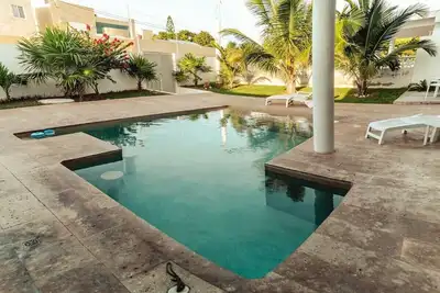 Image de Breathtaking loft-style 3br beach Villa, feel the