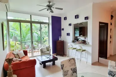 Image de Patty's Oasis home with lovely balcony by the Amador Causeway & the Panama Canal