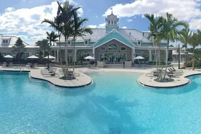 Paradise Awaits at Naples Reserve 2 Br + Den/2 Ba Villa