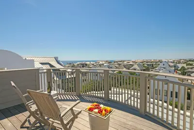 Image de The Belvedere- 5 Level, 7 Bedroom and 9 Bathroom Masterpiece with Private Pool