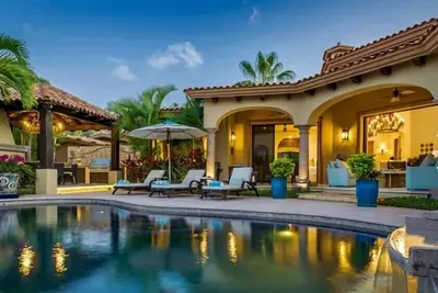 Image de Gorgeous Seaview Palmilla Villa, Infinity Pool, Golf Cart, Swimmable Beach
