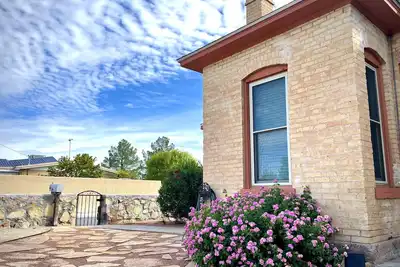 Image de Amazing Historic Bungalow -Las Cruces-Mesilla-White Sands