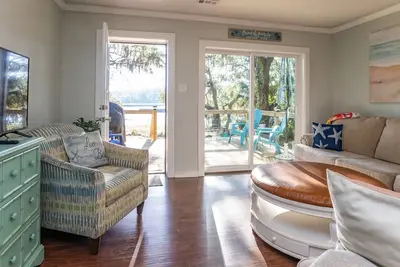 Image de Flamingo Cove - Beautiful deep water views!