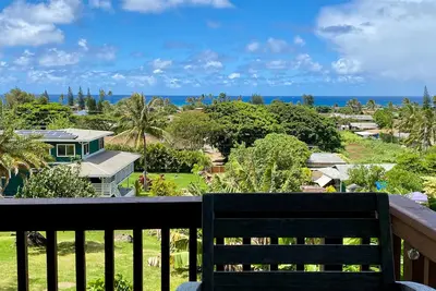 Image de Private one bedroom studio with spectacular views of Sunset Beach $5k/month