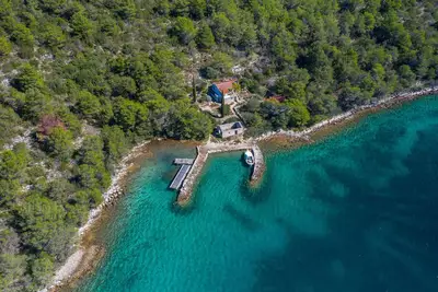 Image de Maison de 2 chambres en bord de mer Ă .