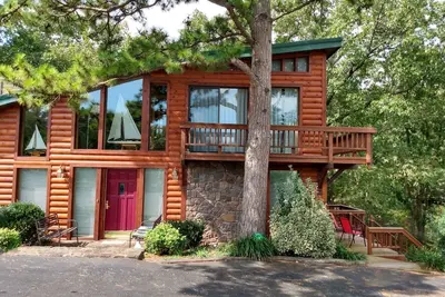 Image de Lake lodge with Grand Lake views close to marina and Honey Creek Hive Mini Golf