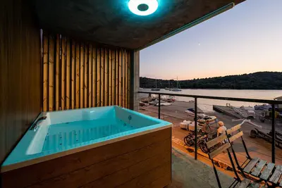 Image de Superbe maison de 4 chambres à Kaprije