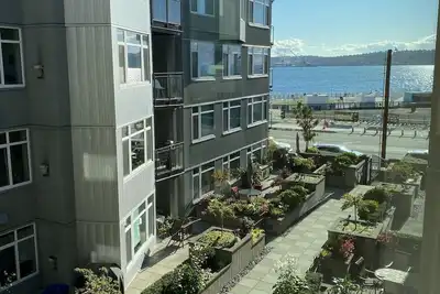 Image de Condo on the Waterfront w/secured parking. Walk to Pike Market, Cruise Terminal