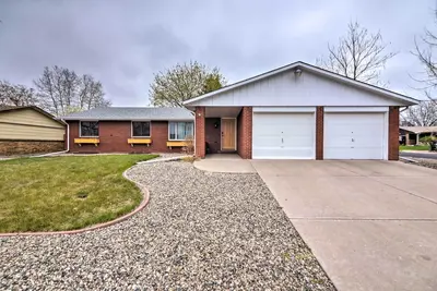 Image de Loveland Getaway w/ Fire Pit and Ping Pong Table!