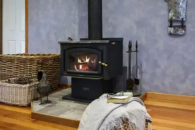 Image de Hilldo - Beautiful home set amongst the tree - Specials On Now!