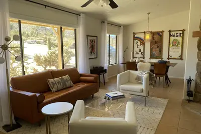 Image de Modern Ranch Retreat @ La Bandita: Hot Tub, Views, JTree Park entrance & Village