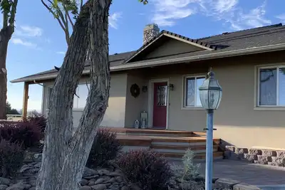 Image de Private Family Ranch Home near Smith Rock