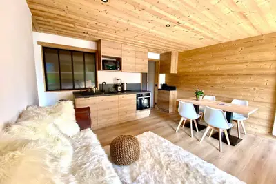 Image de Appartement cosy avec 2 chambres, balcon et piscine - Proche du centre de Megève