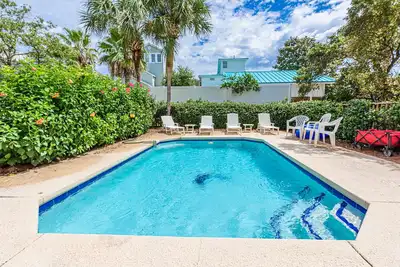 Image de Private Pool ~ Porch ~ Fire Pit ~ Pet Friendly