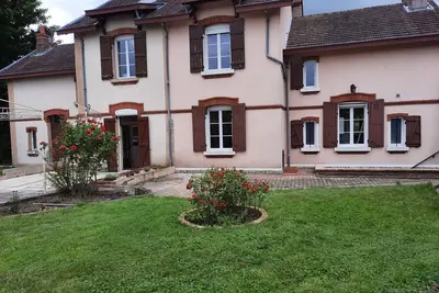 Image de Chambre d'hôtes au calme, parking privé, piscine, jardin, proche des grands axes