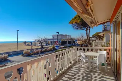 Image de Appartement de vacances Bibione pour 1 - 6 personnes avec 2 chambres à coucher - Maison jumelée