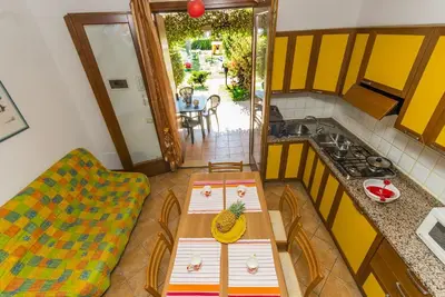 Image de Maison de vacances Bibione pour 1 - 6 personnes avec 2 chambres Ă coucher - Maison mitoyenne