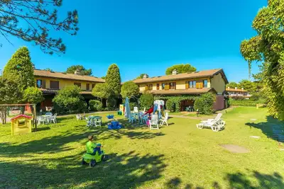 Image de Maison de vacances Bibione pour 1 - 6 personnes avec 2 chambres Ă coucher - Maison mitoyenne