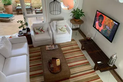 Image de Casa com piscina e churrasq na Praia de Camburí