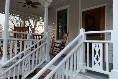 Image de Humphrey House nestled in the Town of Oriental, Nc