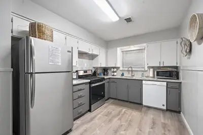 Image de Entire 3 bedroom 1 and half bath home in Deer Park high speed wifi