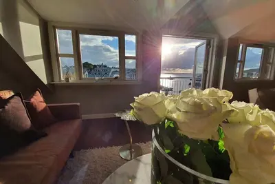 Sunny penthouse right in the center of Ålesund